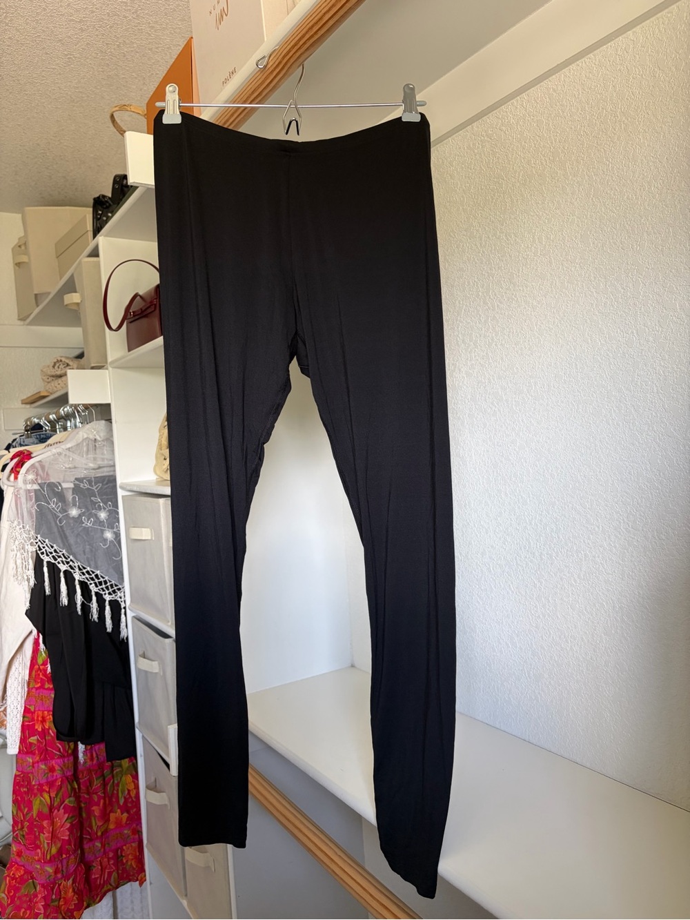 UNIQLO HeatTech - Black Stretch Leggings